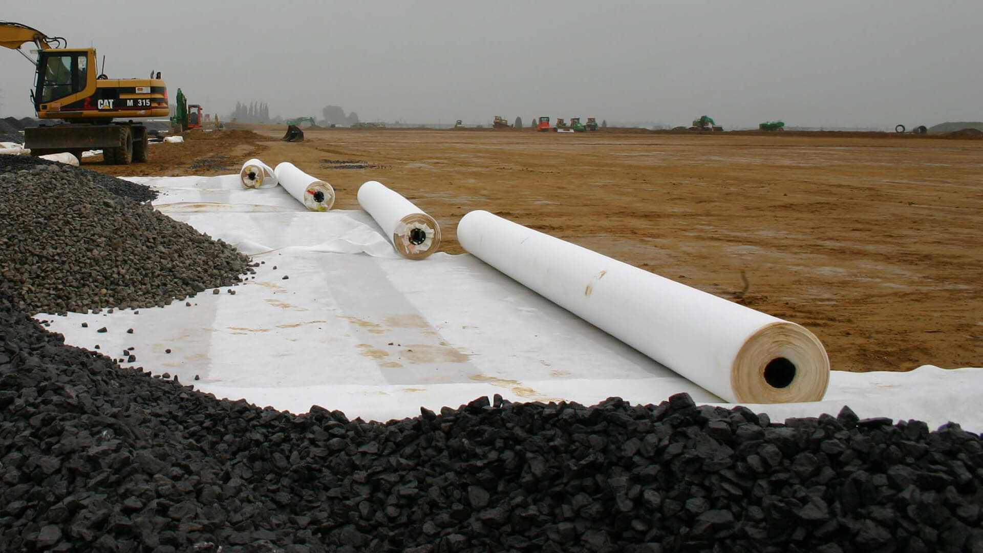 Memahami Geotextile Non Woven di Jakarta Barat: Solusi Cerdas untuk Konstruksi Berkelanjutan